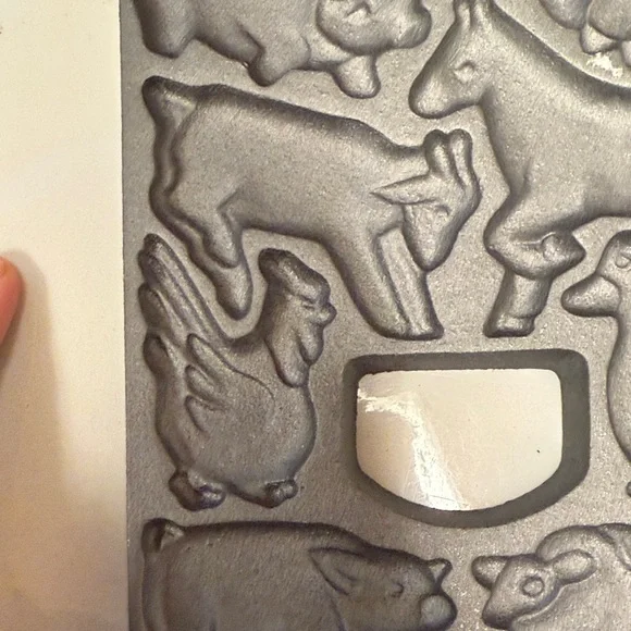 The Bar Silver Barnyard Mold cast iron - Picture 6 of 10